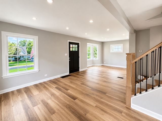 4216 Elm Street, Downers Grove, IL 60515