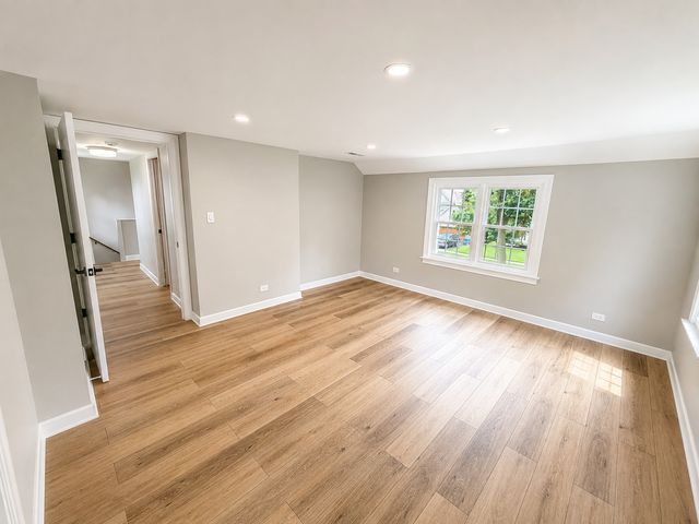 4216 Elm Street, Downers Grove, IL 60515