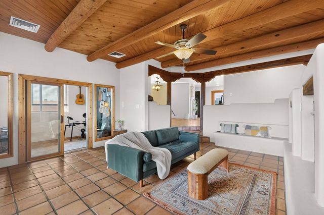 5105 Cascade Place NW, Albuquerque, NM 87105