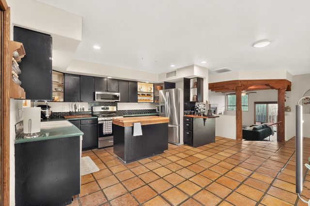 5105 Cascade Place NW, Albuquerque, NM 87105