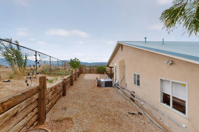 5105 Cascade Place NW, Albuquerque, NM 87105