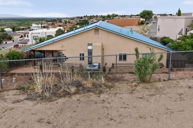 5105 Cascade Place NW, Albuquerque, NM 87105