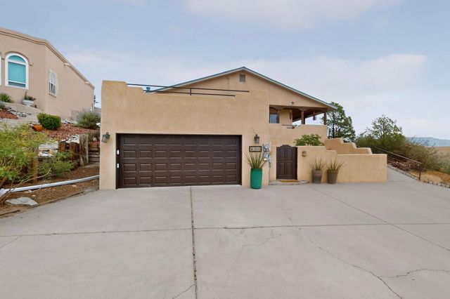 5105 Cascade Place NW, Albuquerque, NM 87105