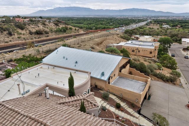 5105 Cascade Place NW, Albuquerque, NM 87105