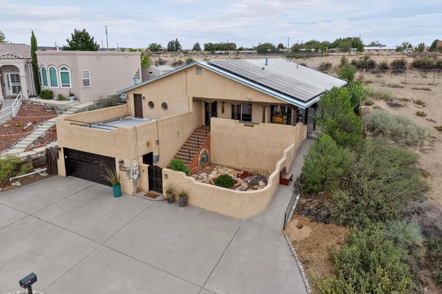 5105 Cascade Place NW, Albuquerque, NM 87105