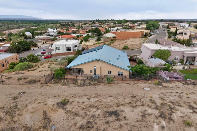 5105 Cascade Place NW, Albuquerque, NM 87105