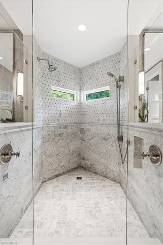 88 Eugenia DR, Naples, FL 34108