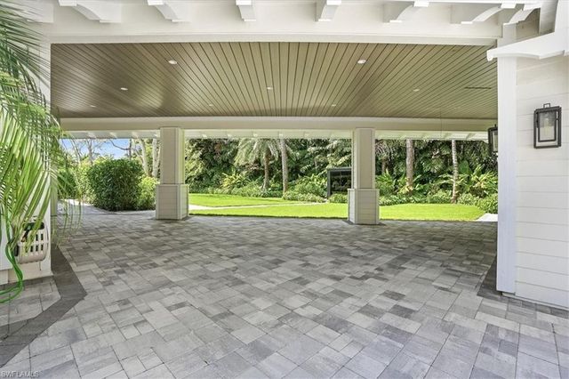 88 Eugenia DR, Naples, FL 34108