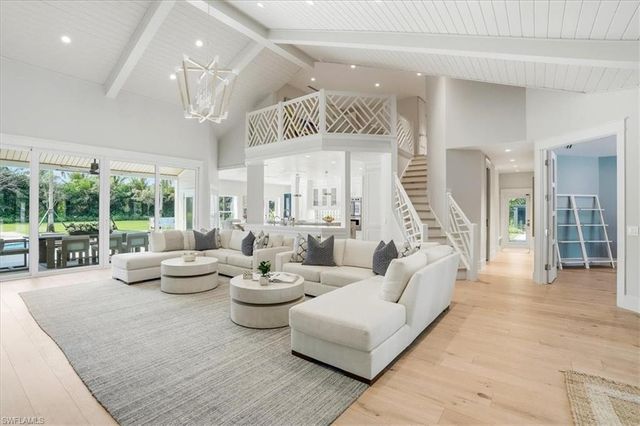 88 Eugenia DR, Naples, FL 34108