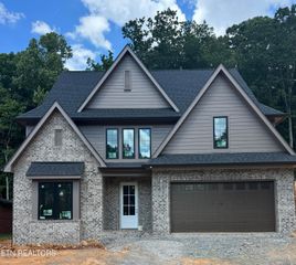 1678 Misty Lake Drive, Knoxville, TN 37932