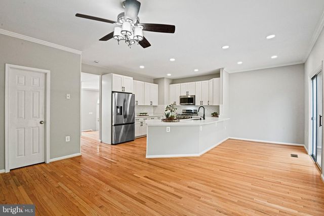 13102 FOREST MIST LN, Fairfax, VA 22033