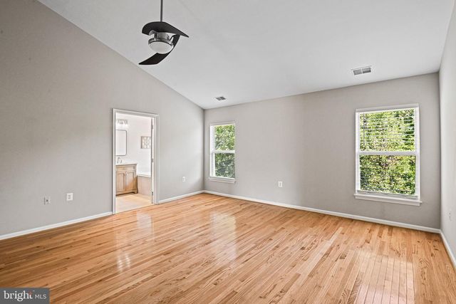 13102 FOREST MIST LN, Fairfax, VA 22033