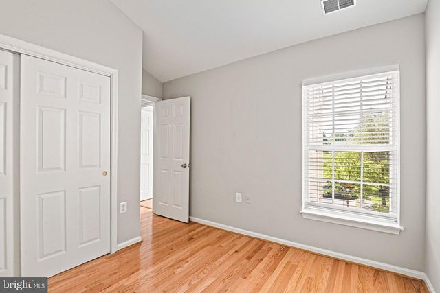 13102 FOREST MIST LN, Fairfax, VA 22033