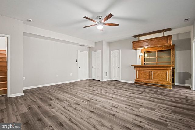 13102 FOREST MIST LN, Fairfax, VA 22033