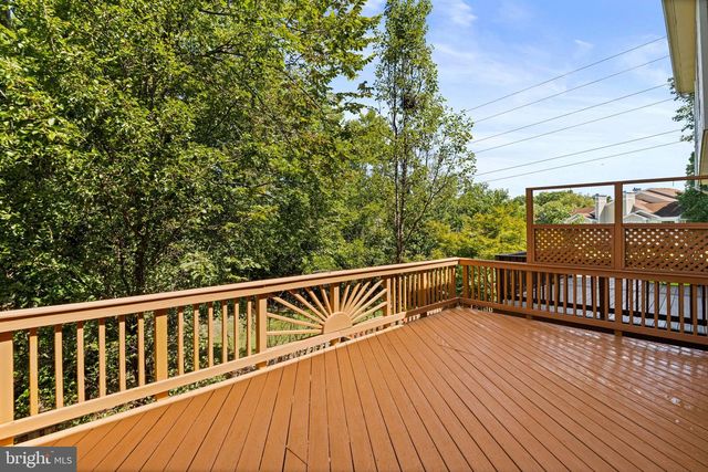 13102 FOREST MIST LN, Fairfax, VA 22033