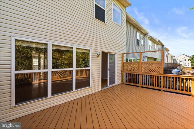 13102 FOREST MIST LN, Fairfax, VA 22033