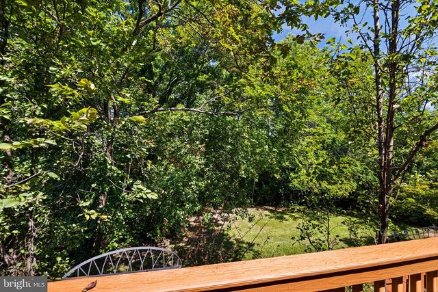 13102 FOREST MIST LN, Fairfax, VA 22033