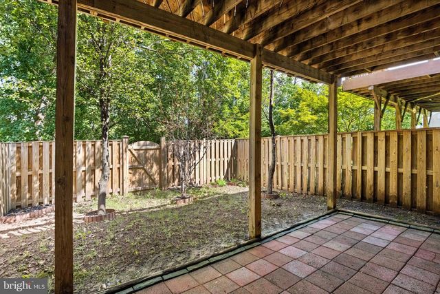 13102 FOREST MIST LN, Fairfax, VA 22033
