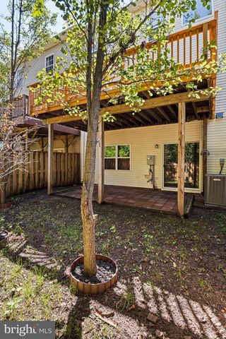 13102 FOREST MIST LN, Fairfax, VA 22033