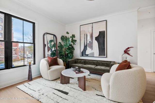 30 Lake Avenue Unit 306, Saratoga Springs, NY 12866