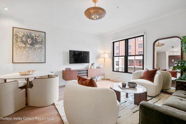 30 Lake Avenue Unit 306, Saratoga Springs, NY 12866