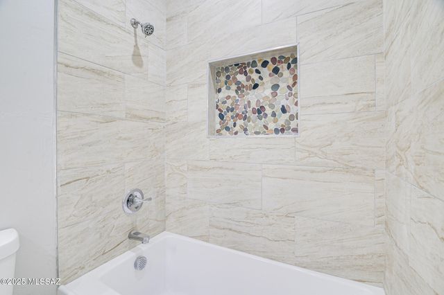 225 S Atlanta Street, Vail, AZ 85641