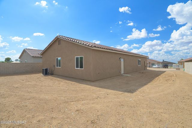 225 S Atlanta Street, Vail, AZ 85641