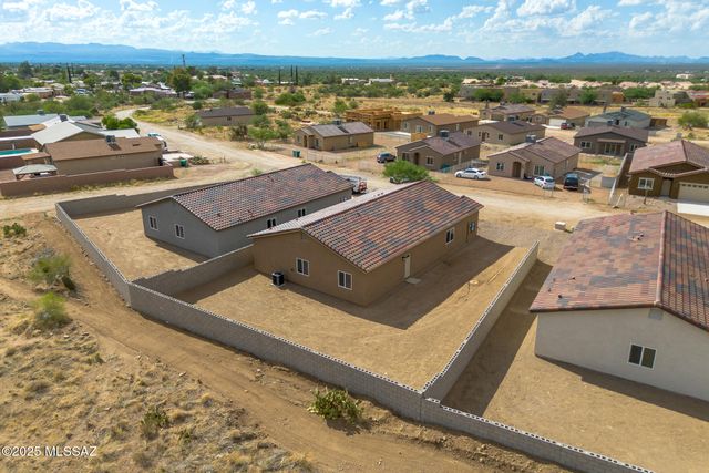 225 S Atlanta Street, Vail, AZ 85641