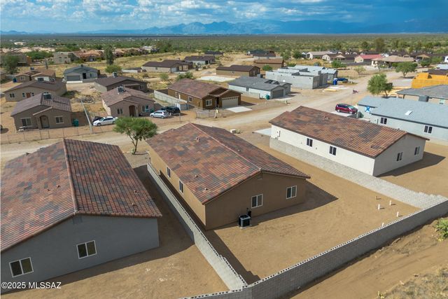 225 S Atlanta Street, Vail, AZ 85641