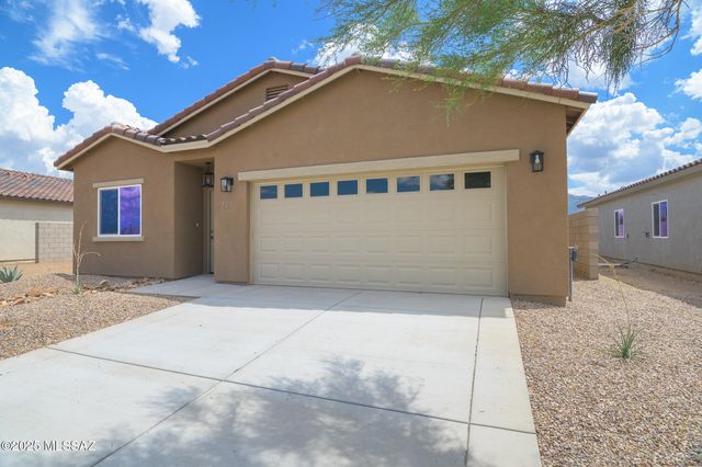 225 S Atlanta Street, Vail, AZ 85641