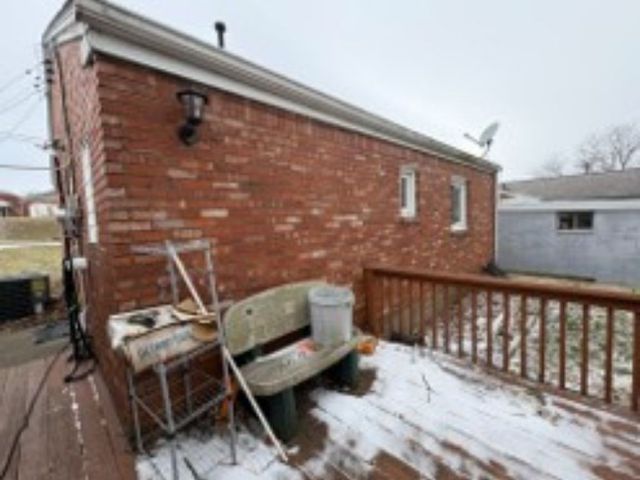 104 Delrose Dr, Liberty Boro, PA 15133