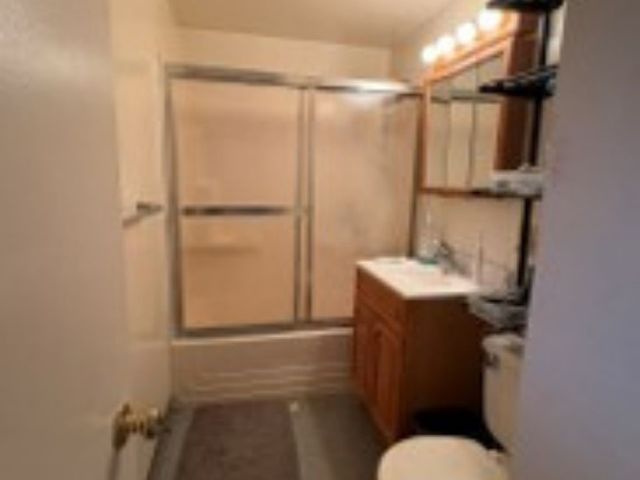 104 Delrose Dr, Liberty Boro, PA 15133