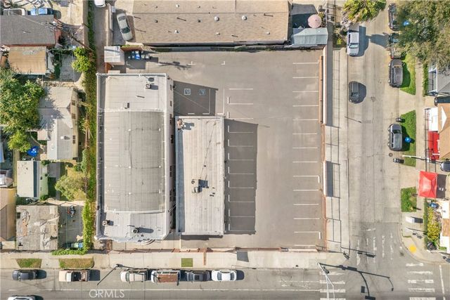 8461 San Pedro Street, Los Angeles, CA 90003