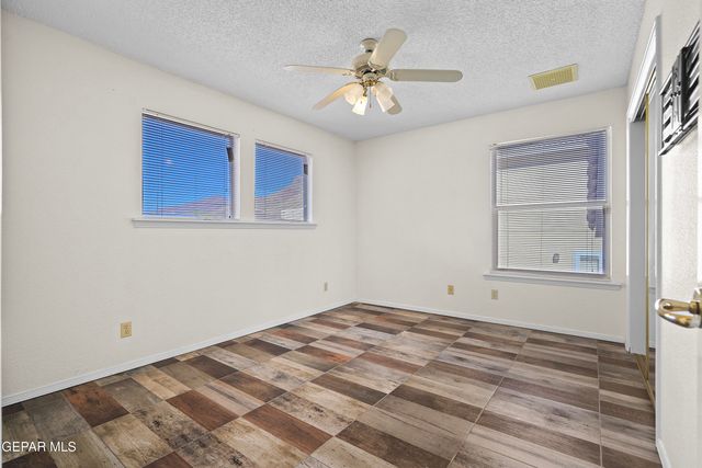 624 SKYDALE Drive, El Paso, TX 79912