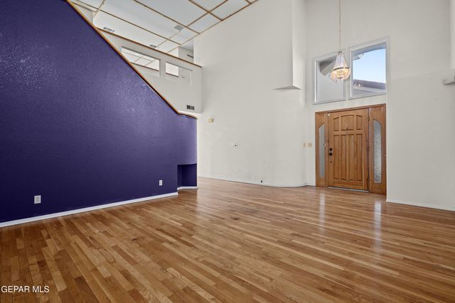 624 SKYDALE Drive, El Paso, TX 79912