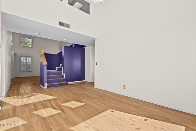 624 SKYDALE Drive, El Paso, TX 79912