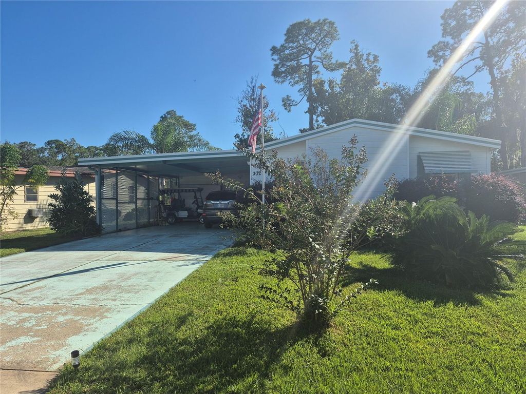 3021 MYAKKA RIVER ROAD, Tavares, FL 32778