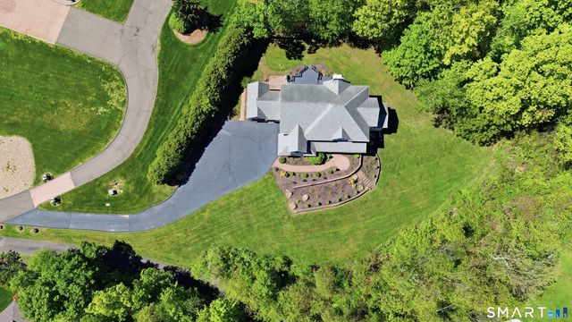 7 Mountainside Road, West Hartford, CT 06107