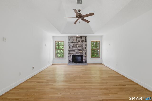 7 Mountainside Road, West Hartford, CT 06107