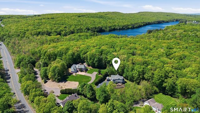 7 Mountainside Road, West Hartford, CT 06107