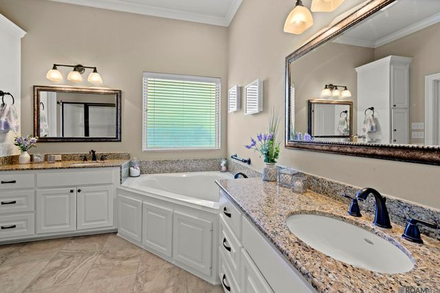 10753 Hilltree Dr, Baton Rouge, LA 70810