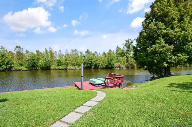 10753 Hilltree Dr, Baton Rouge, LA 70810