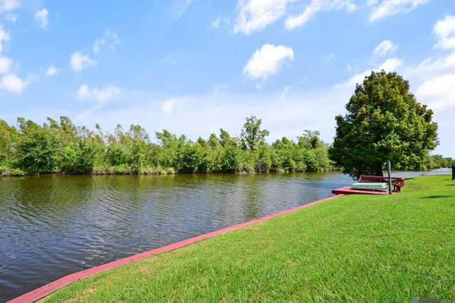 10753 Hilltree Dr, Baton Rouge, LA 70810