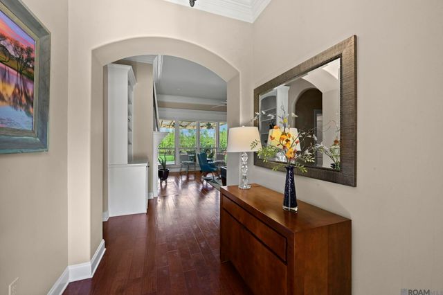 10753 Hilltree Dr, Baton Rouge, LA 70810