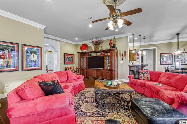 110 ST CHARLES CIRCLE, Monroe, LA 71203