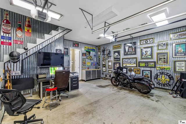 110 ST CHARLES CIRCLE, Monroe, LA 71203