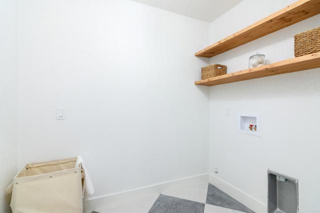 7284 W Point Ave, La Mesa, CA 91942