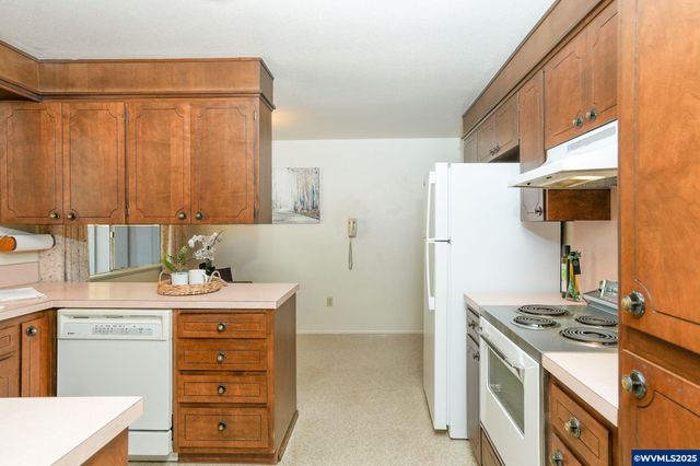 970 NW Conifer Bl, Corvallis, OR 97330