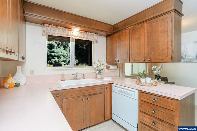 970 NW Conifer Bl, Corvallis, OR 97330