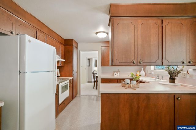 970 NW Conifer Bl, Corvallis, OR 97330